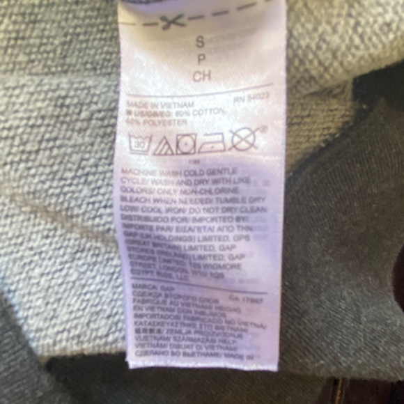 🐭 Grey Sweatshirt🐭 - Picture 2 of 3